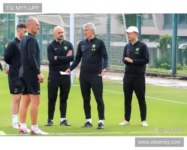 塞蒂恩训练时间延长但缺乏强度与对抗性引发关注